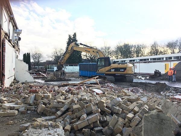 Zirkulaerer-Abbruch-Abbrucharbeiten-Abbruchunternehmen-recycling-Bau-AVG-600-10 AVG Bau, Abrissarbeiten, Abbruchunternehmen. Zirkulärer Abbruch. Abbrucharbeiten.