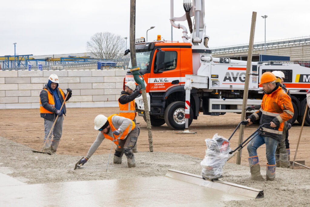 Abbruchabfälle_Bauabfälle_Schutt_Recycling_Brecheranlage_RCL