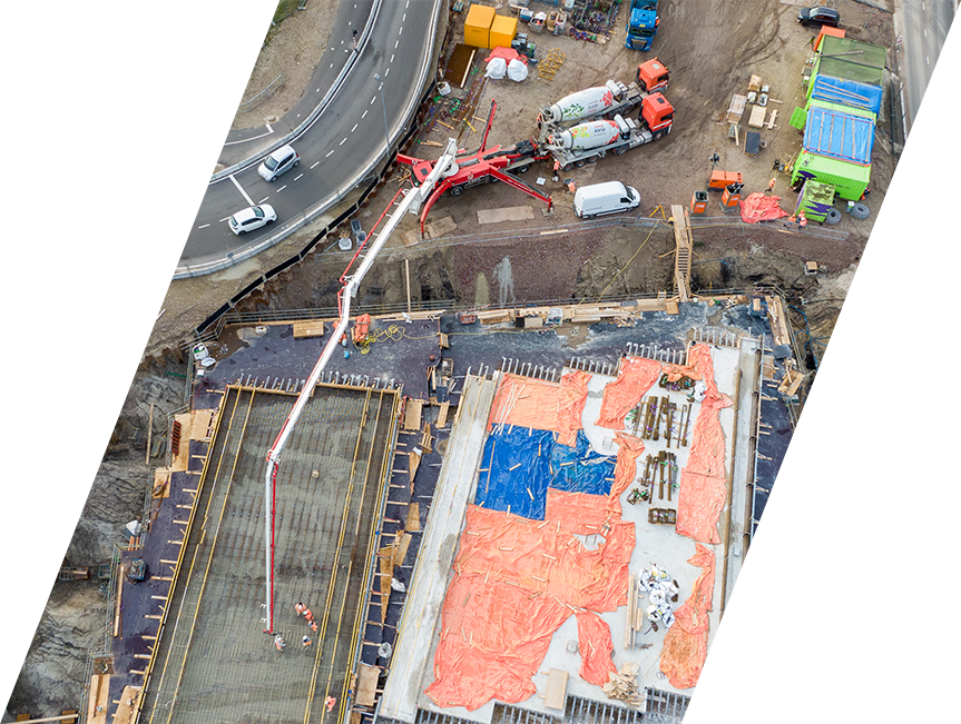 Betontoepassingen_Beton_Cemfloor_Betonblokken_Elektrissch_Mixer_Betonpomp
