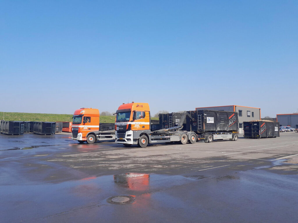 Containertransport AVG Containertransport_Recyclingcontainers_Bulktransport_Logistiek_Transport_Afvalstoffen