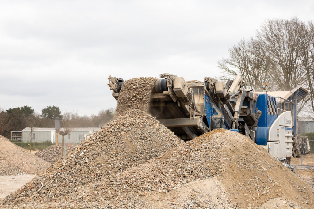 Granulaten zeef Menggranulaat_Puin_Breker_Bouw_Sloopafval_Betongranulaat