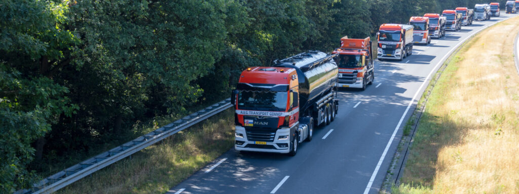 Silotransport_Schüttgüter_Flugasche_Sattelauflieger_Kippsiloauflieger_Siloauflieger