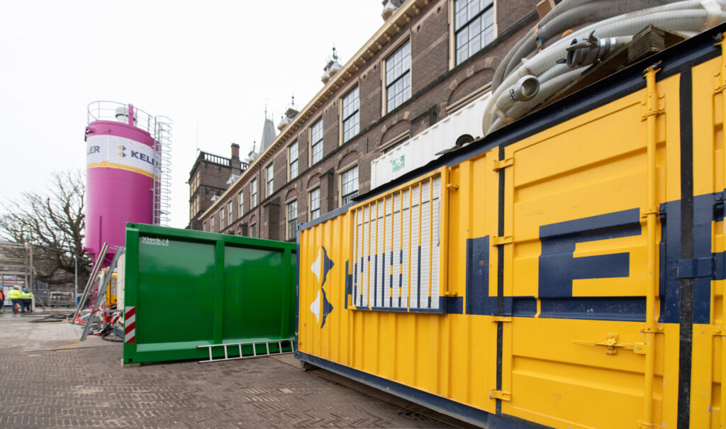 Logistik_Stadhouderspoort_Binnenhof_Emissionsfrei_Elektrisch_Jetgrouting_MobileSilos