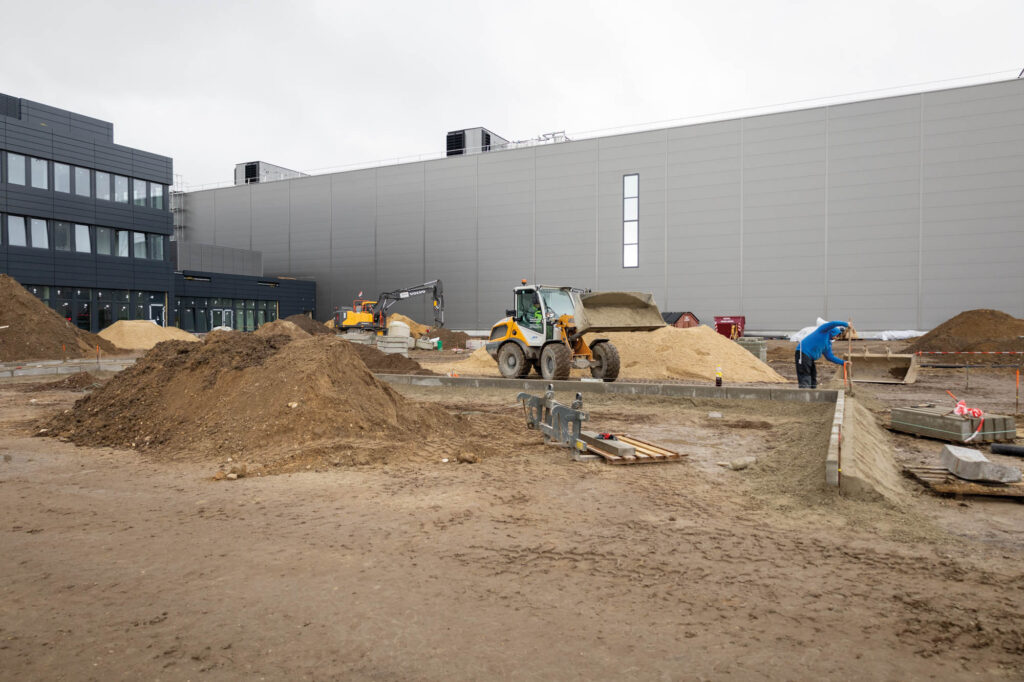 Weeze_Airport_F35_Infra_productiehal_AVG