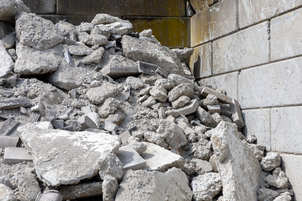 Stoffstrommanagement_Recycling_Abfalle_Holz_Container_03.jpg
