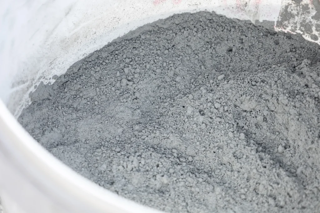 Cement_zement_baustoffe_beton_bauprojekte_silozug_5