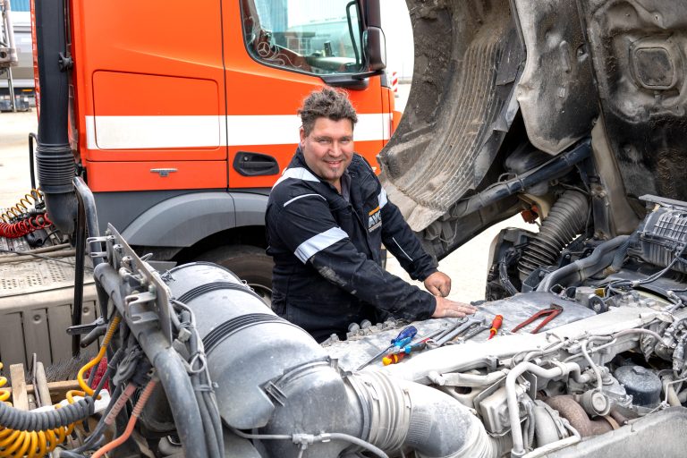 Allround Monteur Techniek Vrachtwagen Zwaar materieel